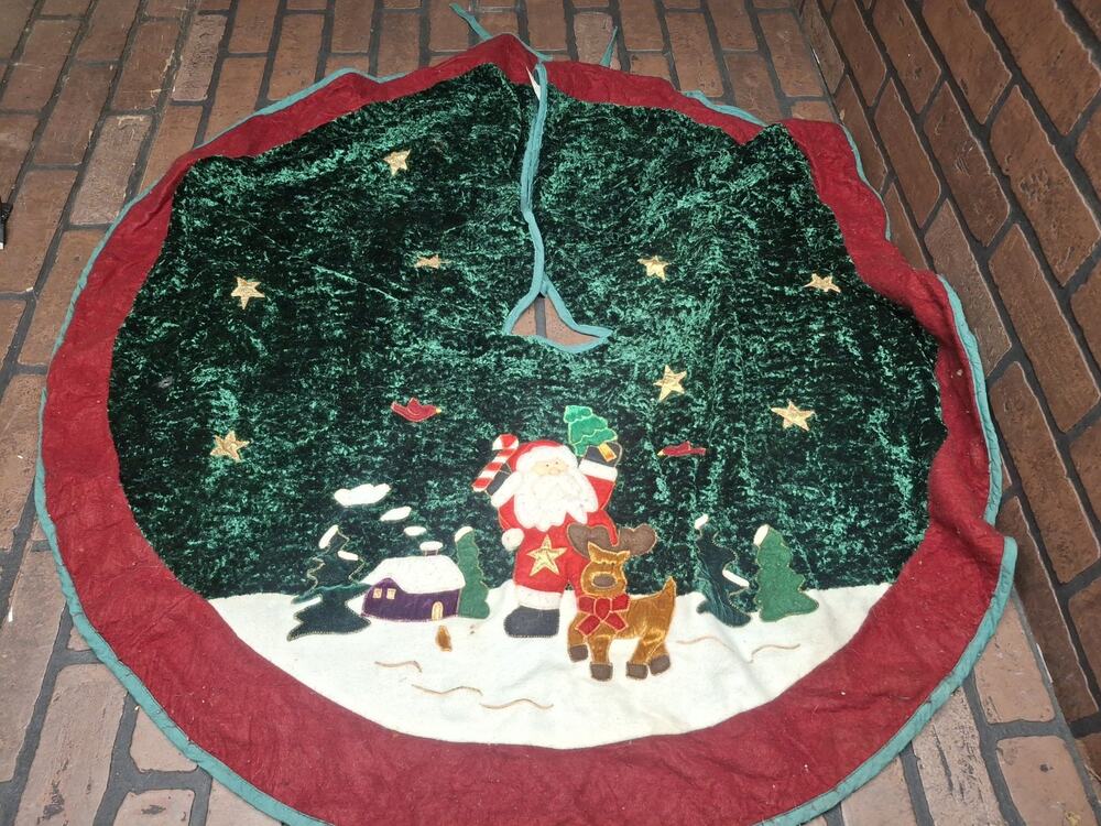 Vintage Felt Christmas Tree Skirt